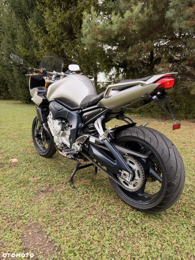 Yamaha FZ - 35