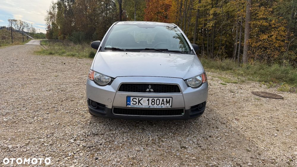 Mitsubishi Colt 2012 photo 4