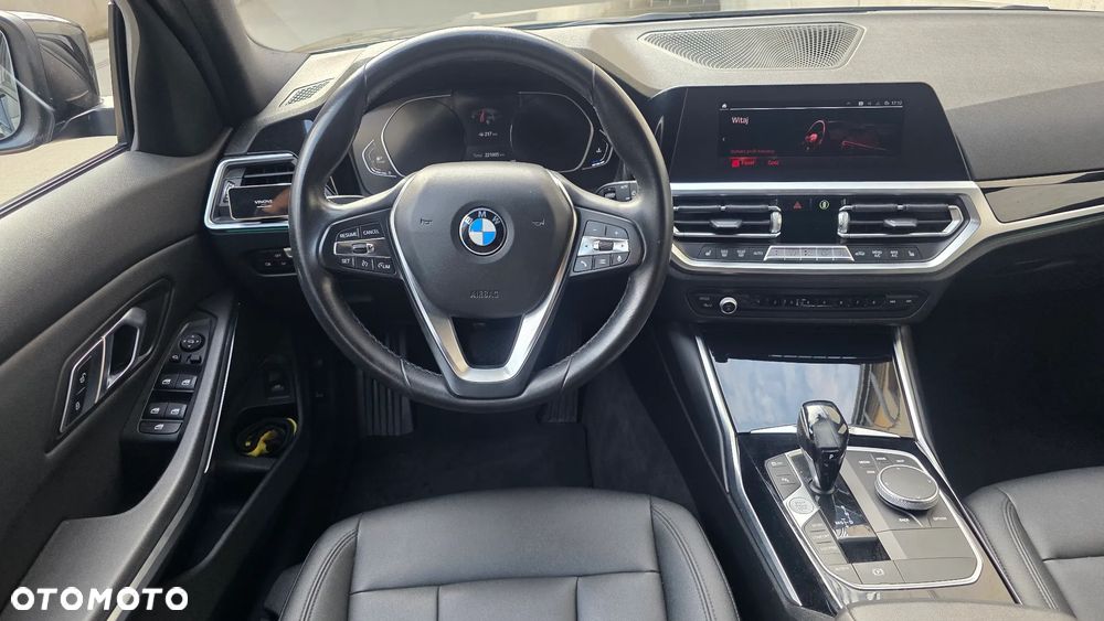 BMW Seria 3 318d MHEV Business Edition - 13