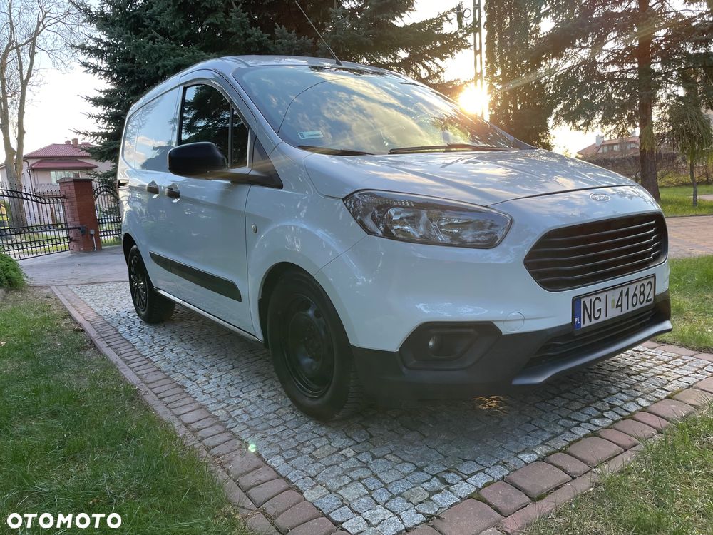 Ford Transit courier - 13