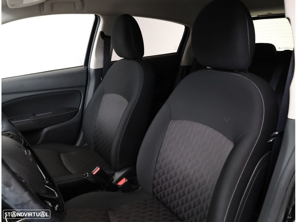 Mitsubishi Space Star 1.2 Intense - 23