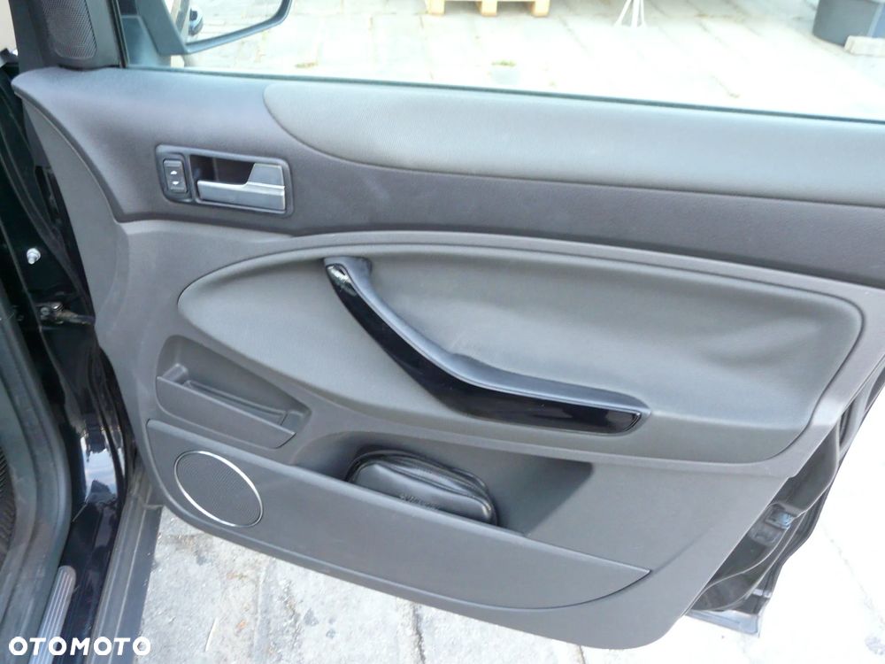 Ford Kuga 2.0 TDCi Titanium - 13