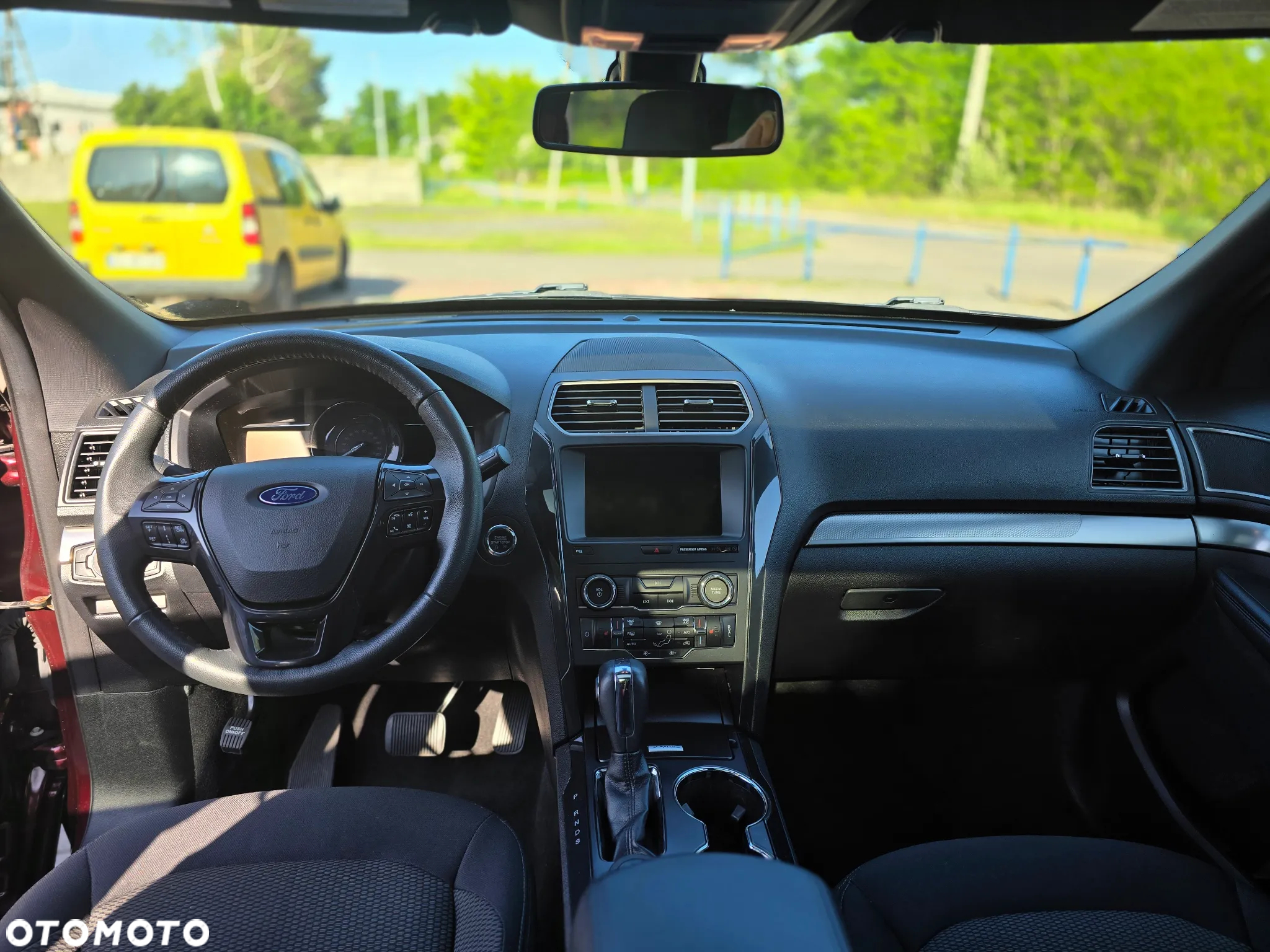 Ford Explorer - 15