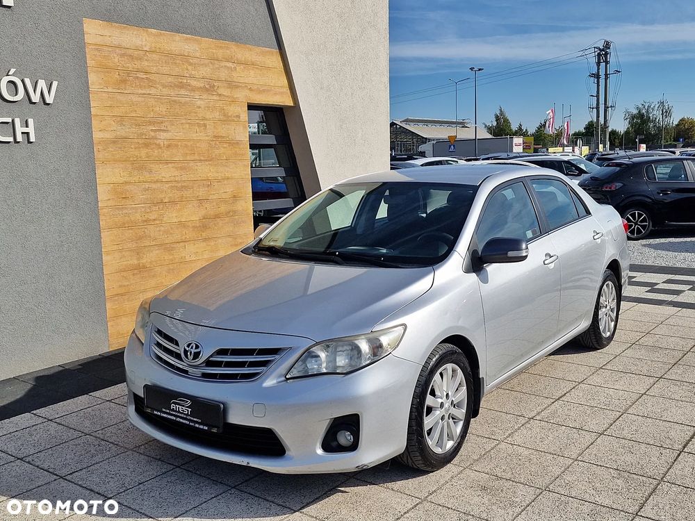 Toyota Corolla - 2