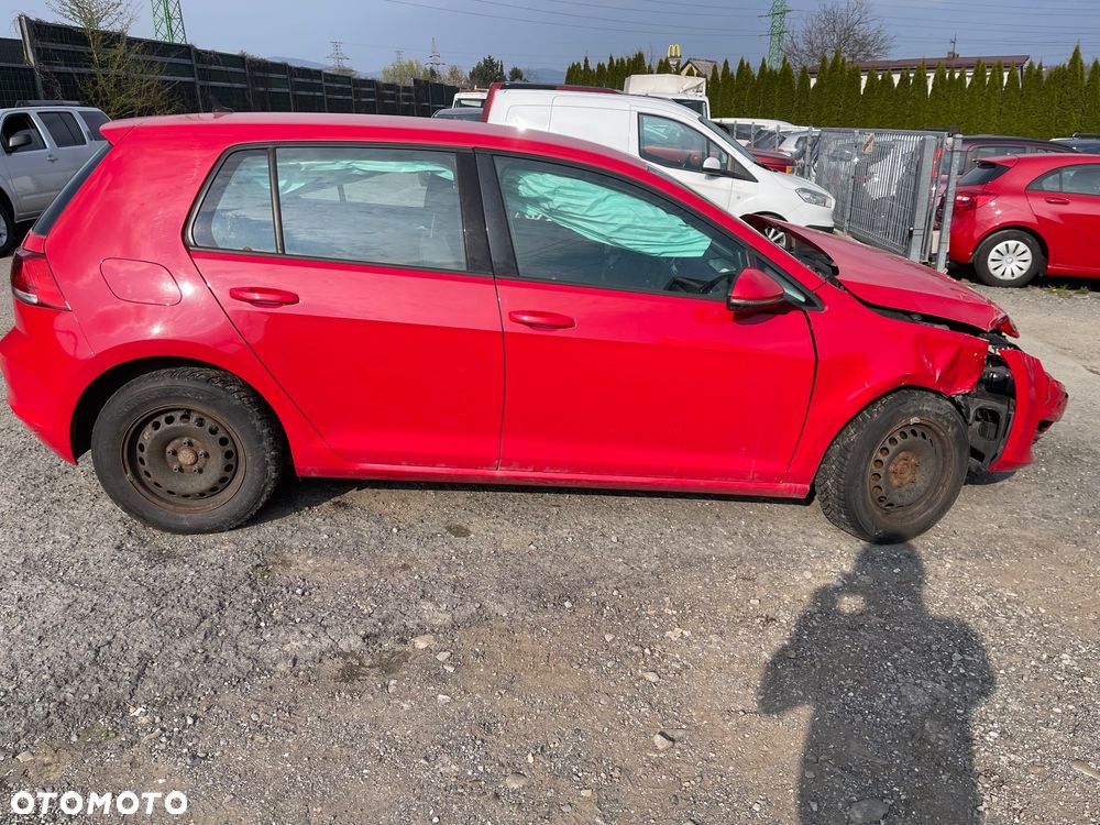 Volkswagen Golf 1.2 TSI BMT Comfortline - 4