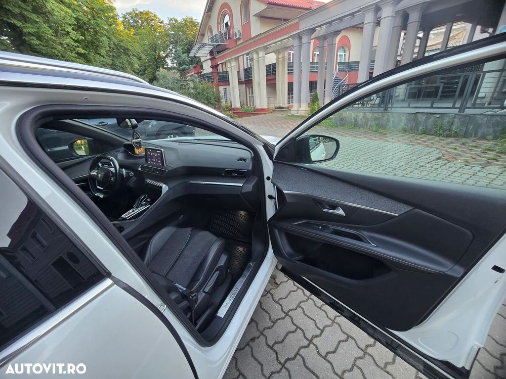 Peugeot 3008 1.2 PureTech Turbo S&S EAT6 GT-Line - 11