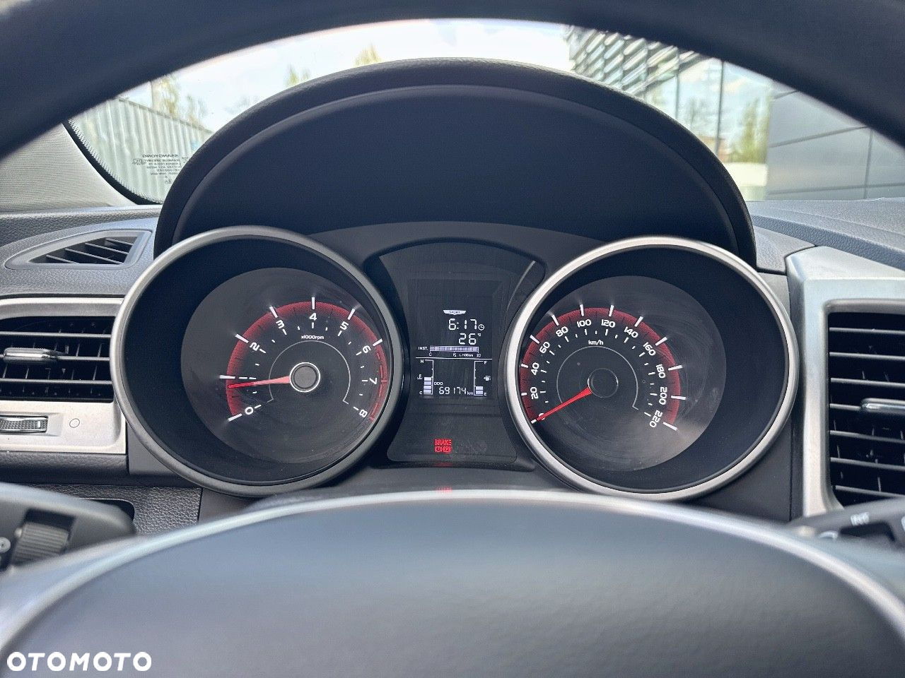 SsangYong/KGM Tivoli - 18