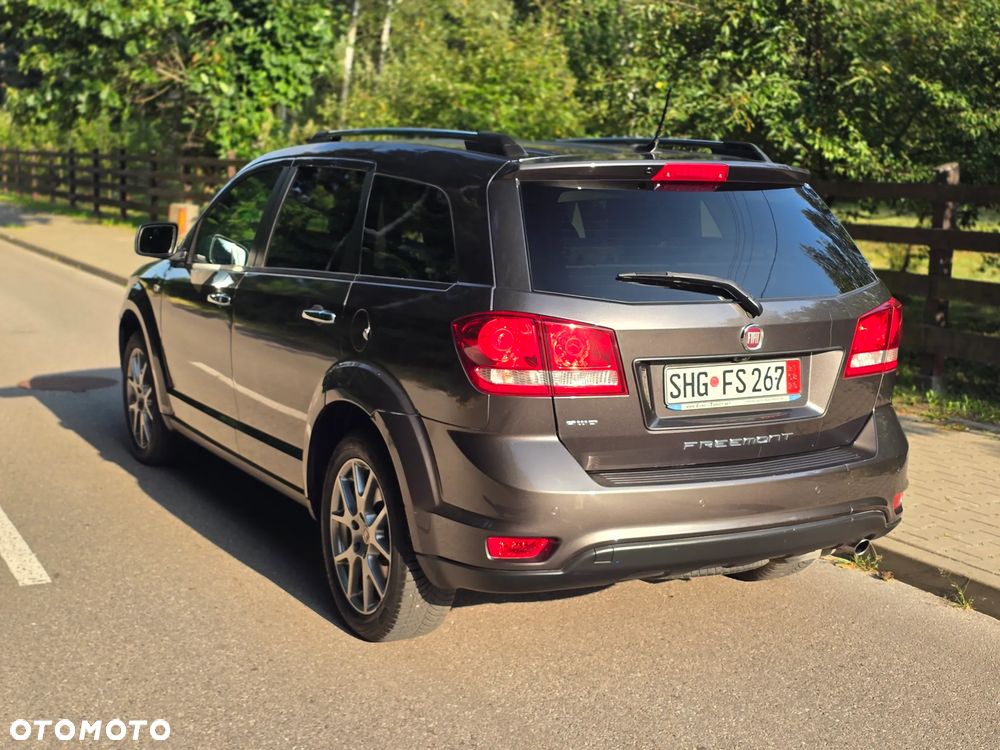 Fiat Freemont 2.0 Multijet Lounge AWD - 17
