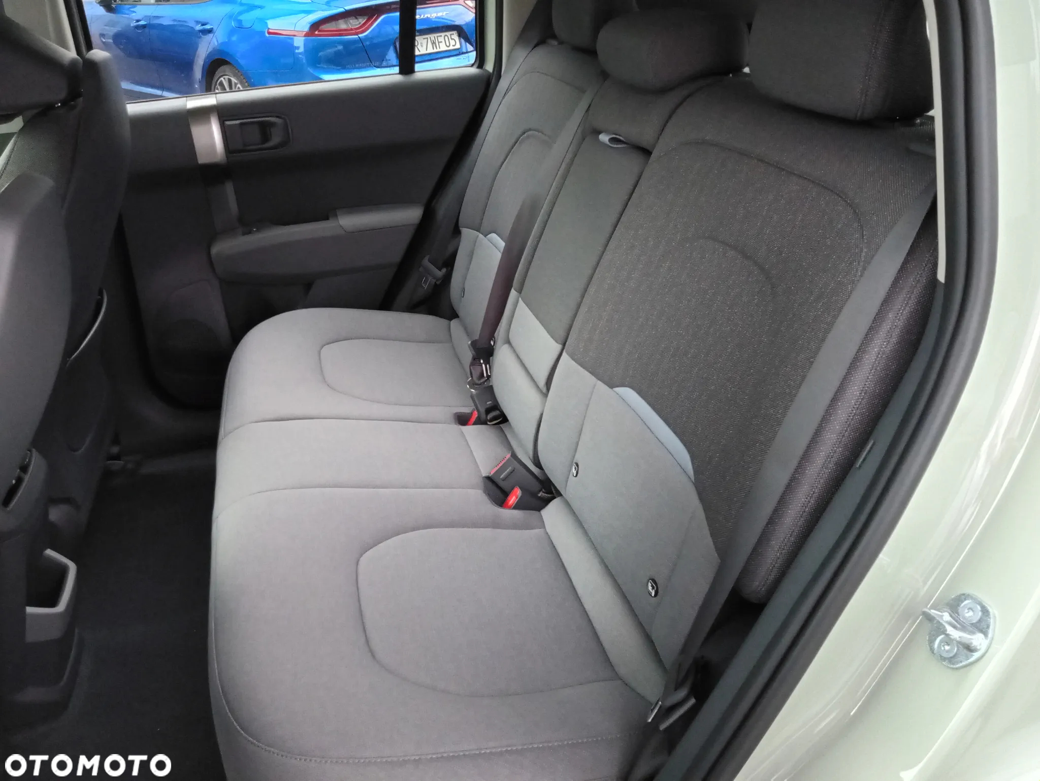 Kia EV3 58.3kWh Earth - 25