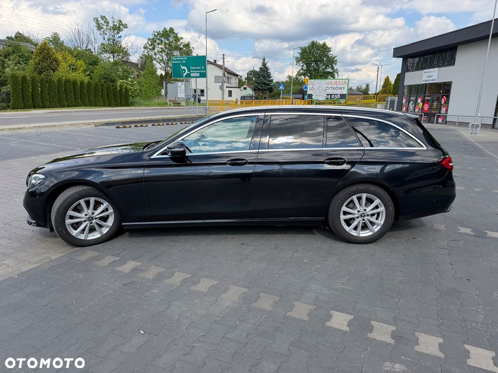 Mercedes-Benz Klasa E 220 d 9G-TRONIC Avantgarde - 3