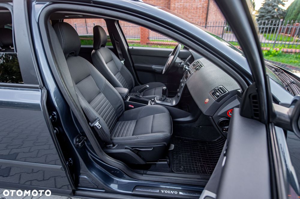 Volvo V50 2.4i Edition - 33