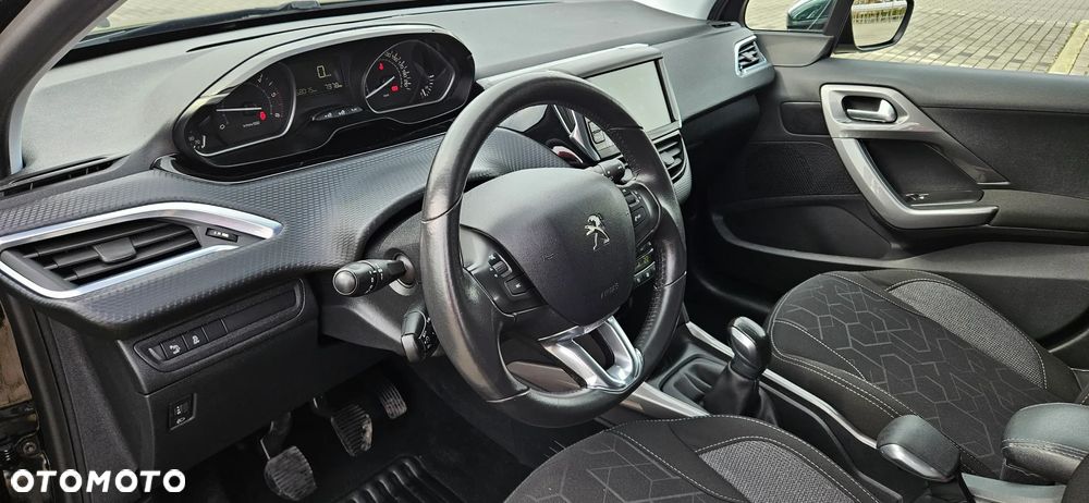 Peugeot 2008 1.6 BlueHDi Allure - 6