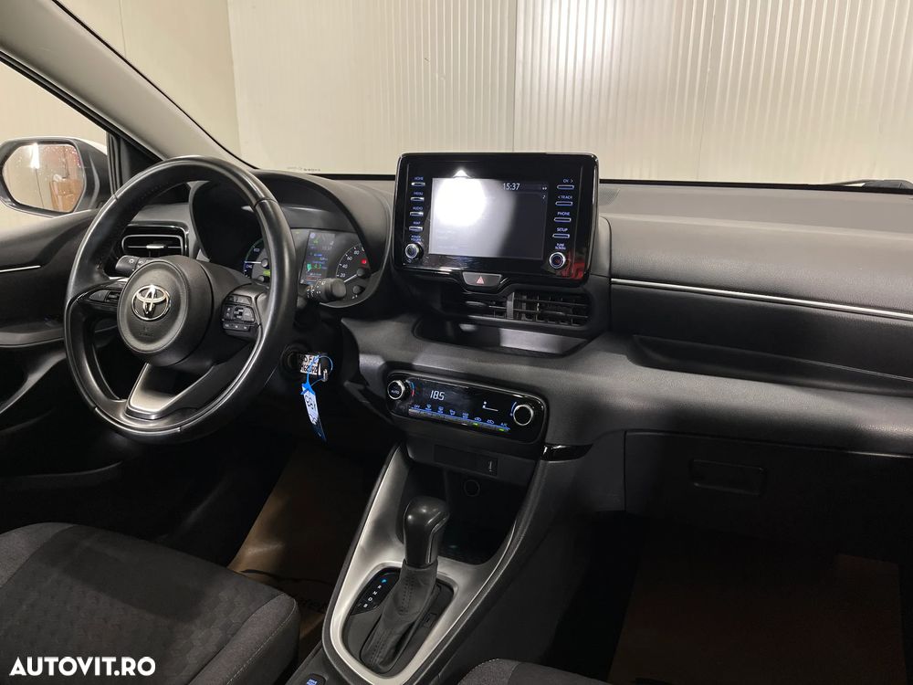 Toyota Yaris 1.5 VVT-i HSD Active - 8