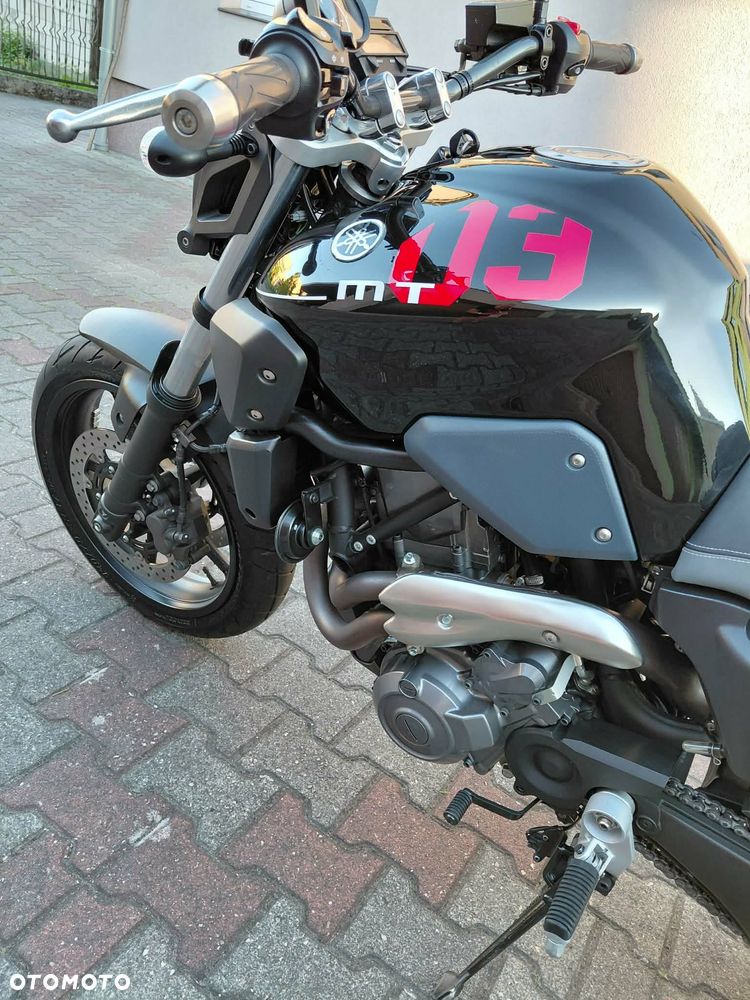 Yamaha MT - 6