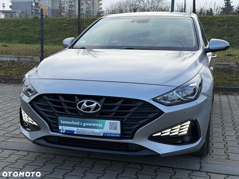 Hyundai i30 1.5 DPI Classic + - 37