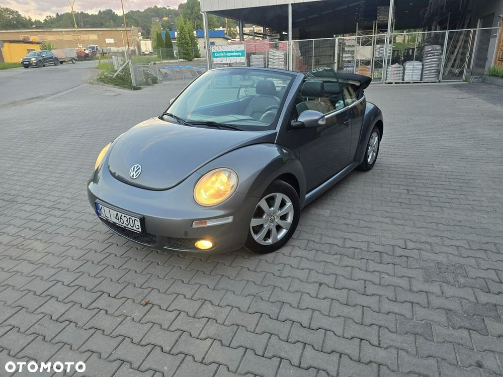 Volkswagen New Beetle - 4