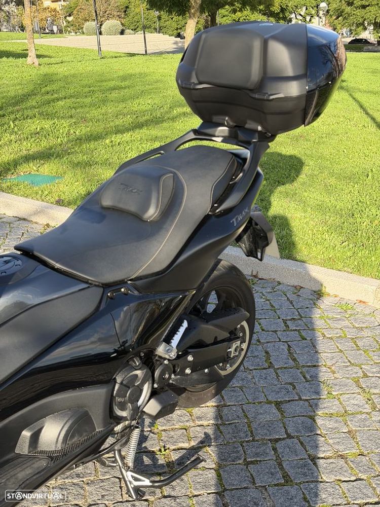 Yamaha TMAX TechMax - 6