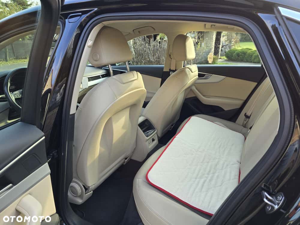 Audi A4 Limousine - 18