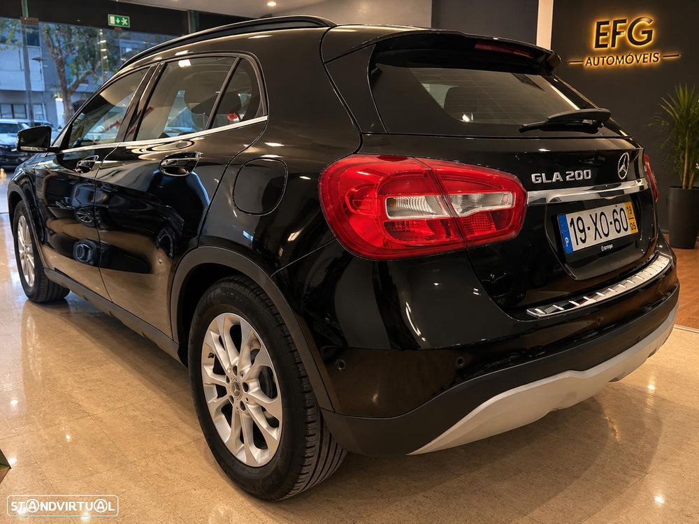 Mercedes-Benz GLA 200 Style - 6