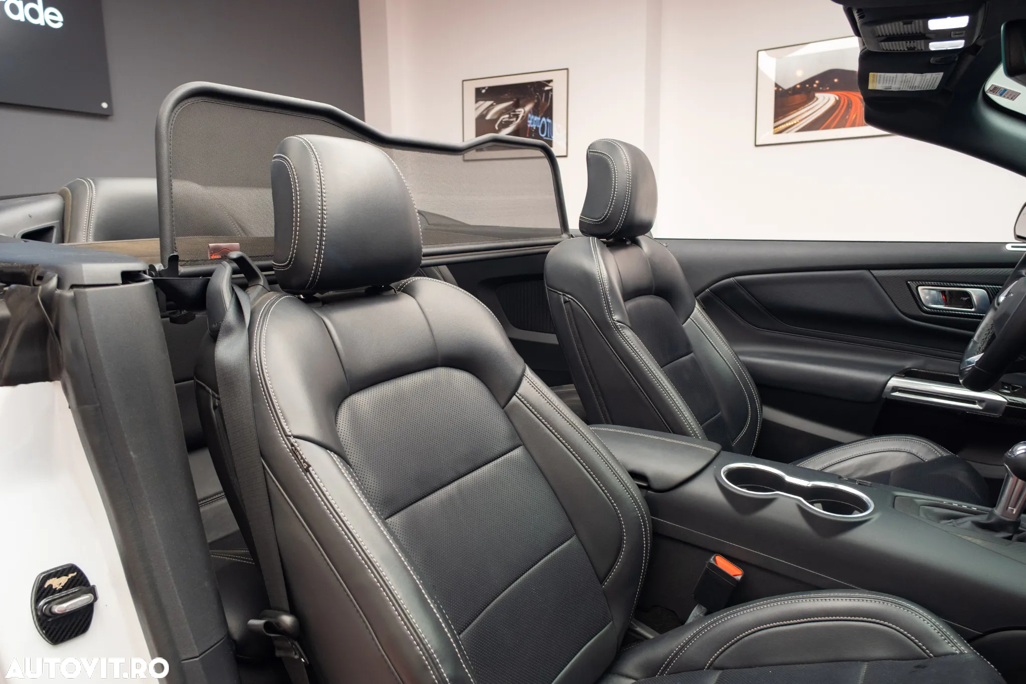 Ford Mustang Cabrio 2.3 Eco Boost - 35