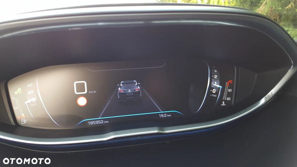 Peugeot 3008 BlueHDi 120 Stop & Start Allure - 36