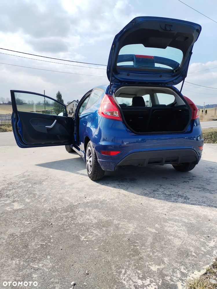 Ford Fiesta - 18