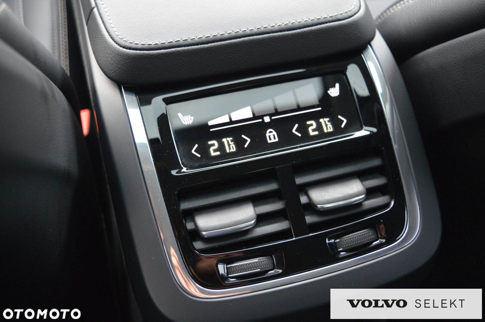 Volvo S90 - 24