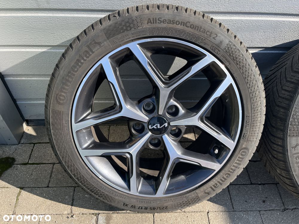 Koła felgi aluminiowe komplet Kia Ceed III LIFT - 2