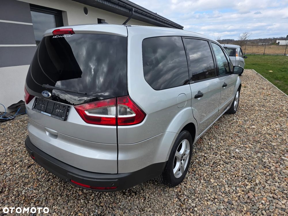 Ford Galaxy 2.0 TDCi Trend - 11