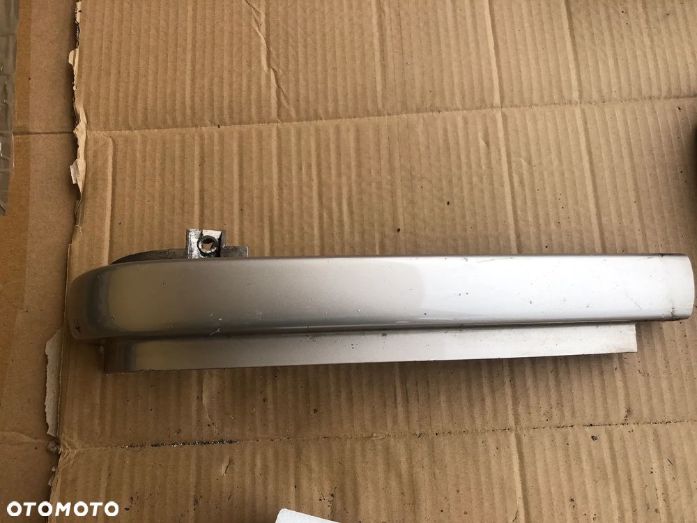 Listwa pod lampę prawa DHH100720 LAND ROVER DISCOVERY 2 II - 1