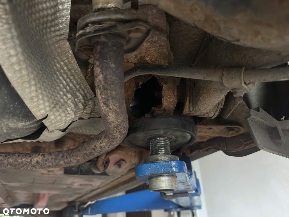 Toyota Yaris 1.0 Entry - 10