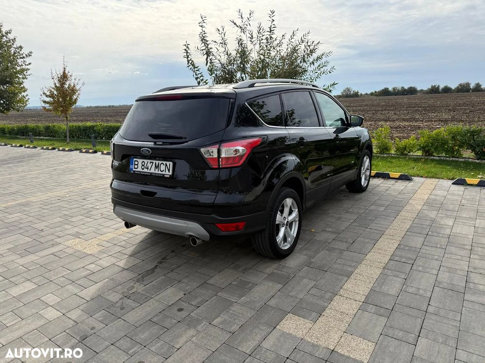 Ford Kuga - 6