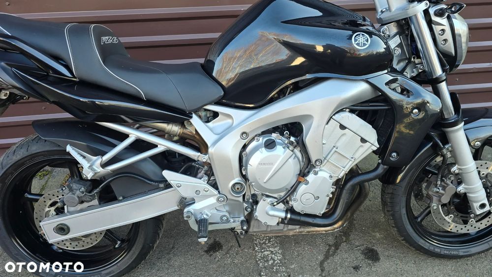 Yamaha FZ6 - 4