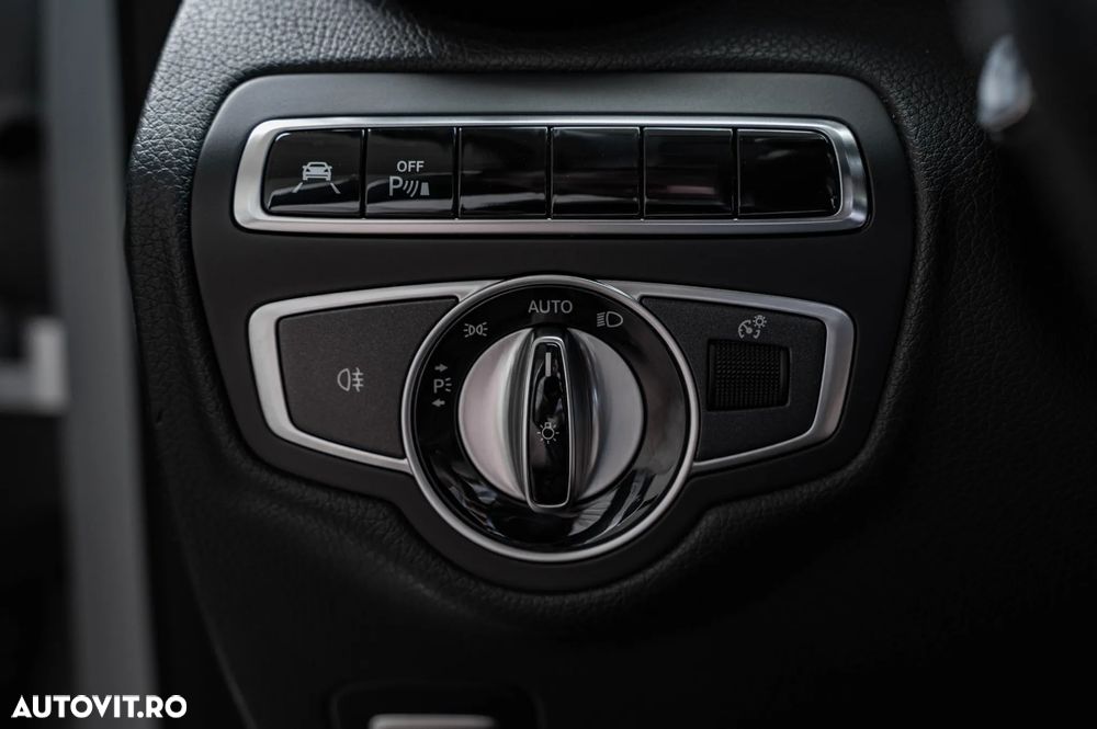 Mercedes-Benz GLC 250 d 4MATIC 9G-TRONIC AMG Line - 30