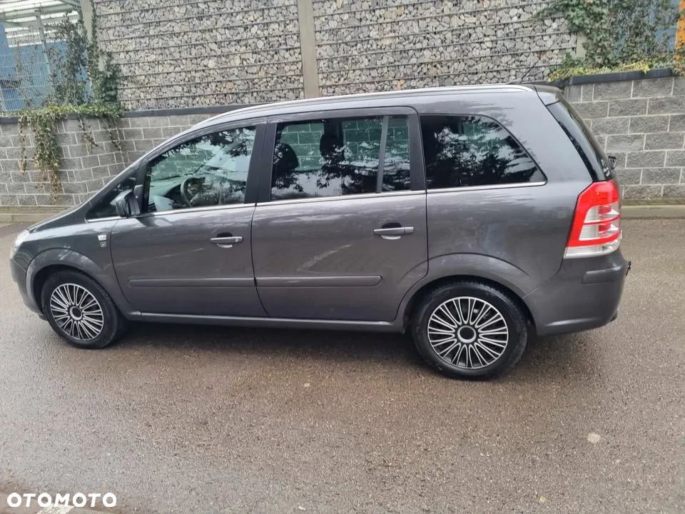Opel Zafira - 6