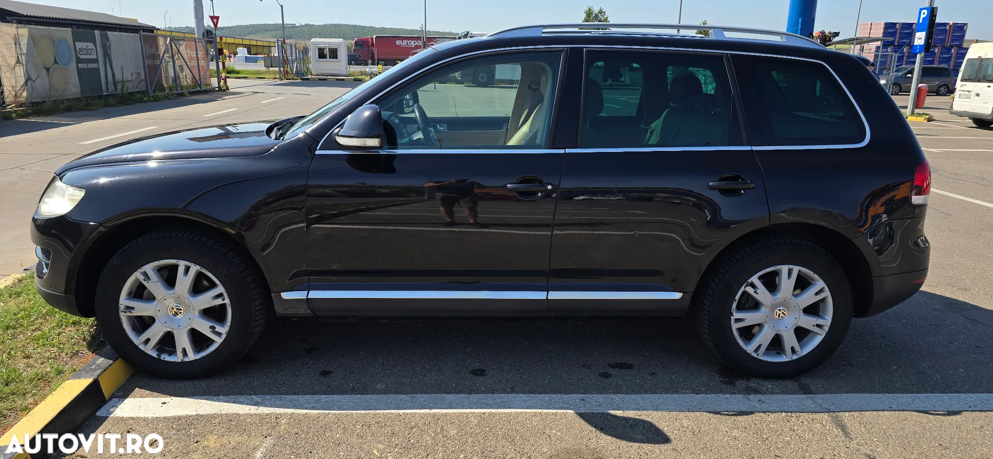 Volkswagen Touareg - 4