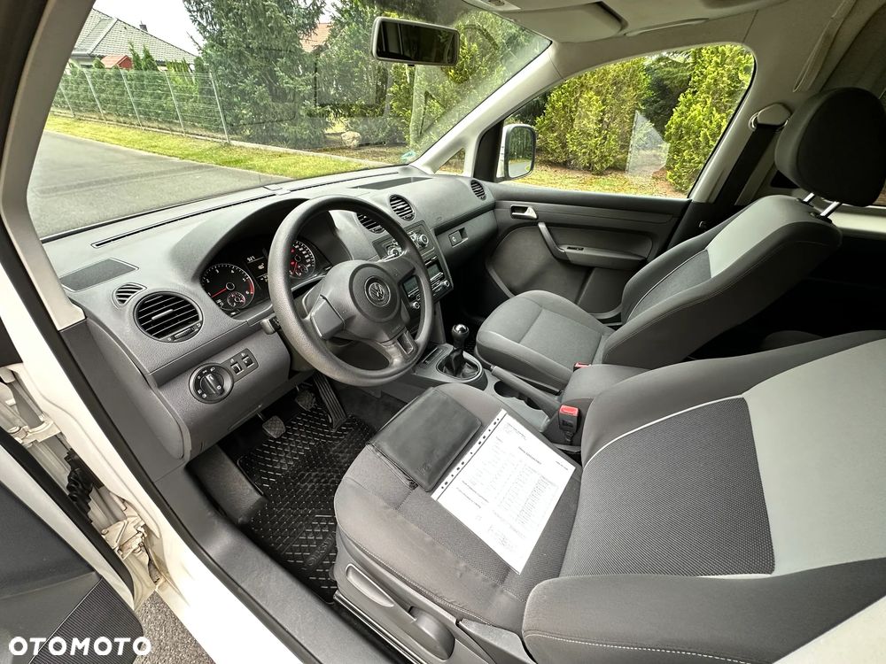 Volkswagen Caddy Maxi Comfortline BMT - 16