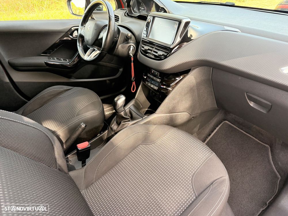 Peugeot 208 1.2 PureTech Allure - 10