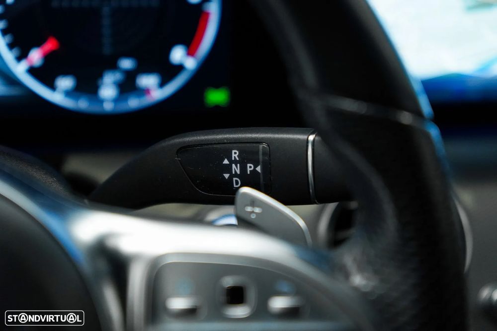 Mercedes-Benz E 300 d AMG designo 7L - 30