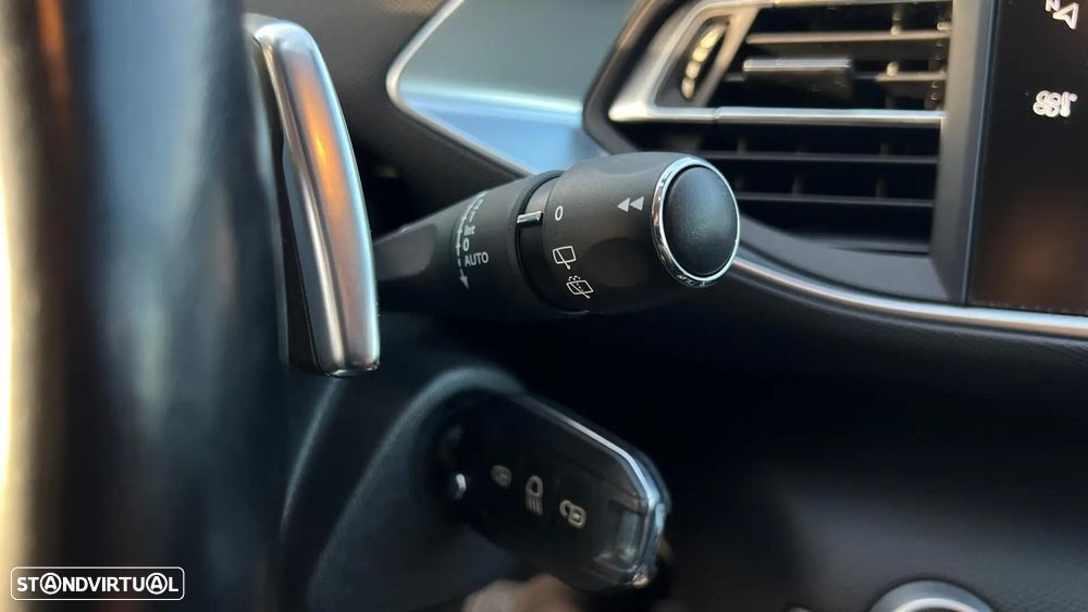 Peugeot 308 SW - 15