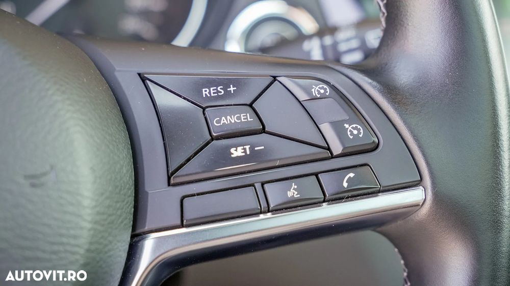 Nissan Qashqai 1.5 DCI DCT N-CONNECTA - 22