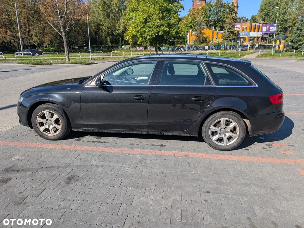 Audi A4 Avant - 9