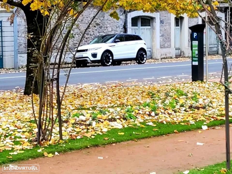 Land Rover Range Rover Evoque 2.0 TD4 HSE Dynamic Auto - 4