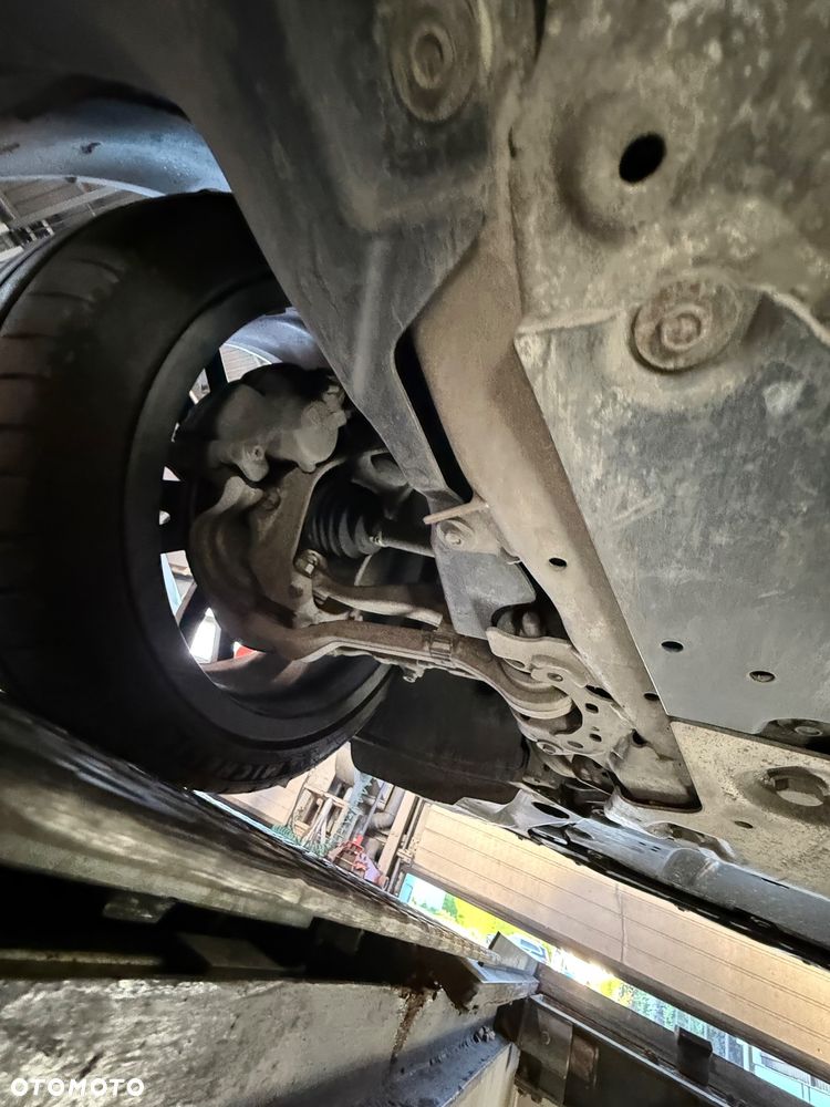 BMW Seria 3 320d xDrive MHEV Sport - 25