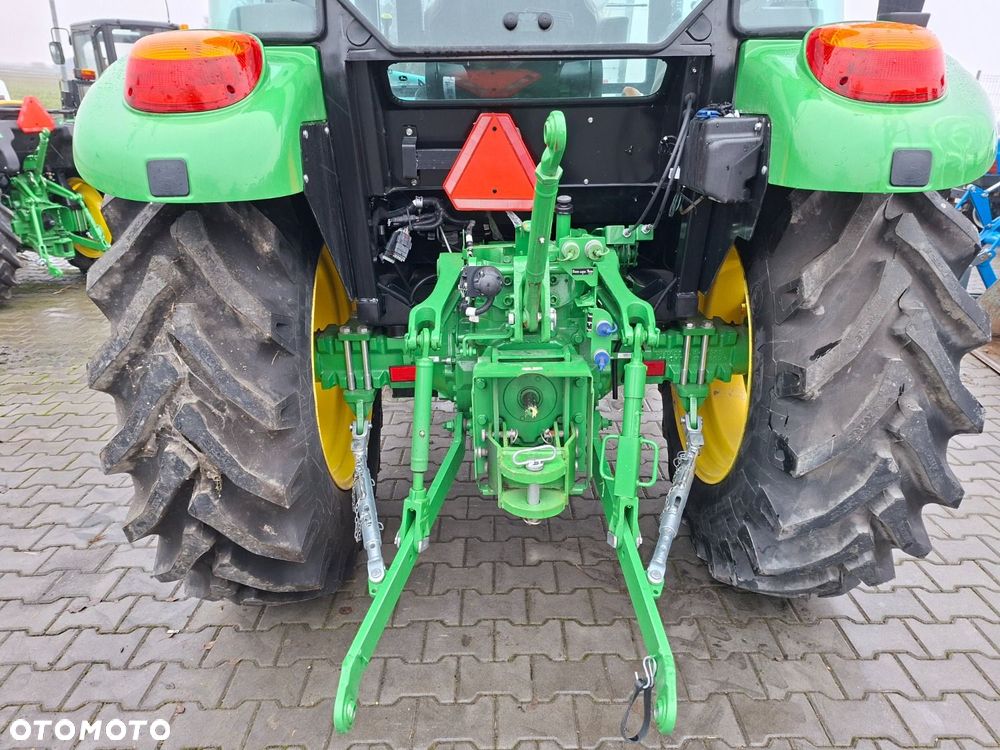 John Deere 5405 4X4 - 36