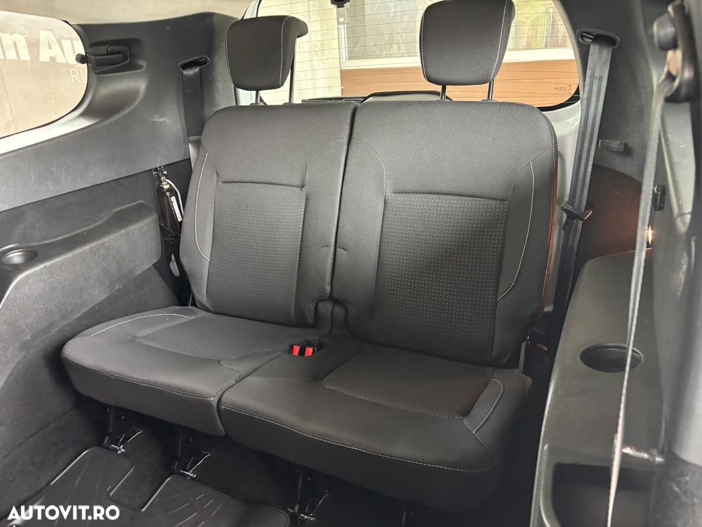 Dacia Lodgy 1.5 Blue dCi Laureate - 33