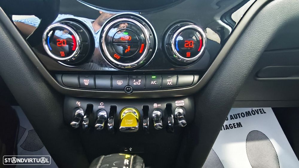 MINI Countryman Cooper SE ALL4 Auto - 18