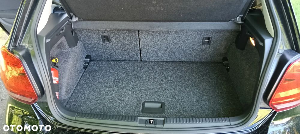 Volkswagen Polo - 12