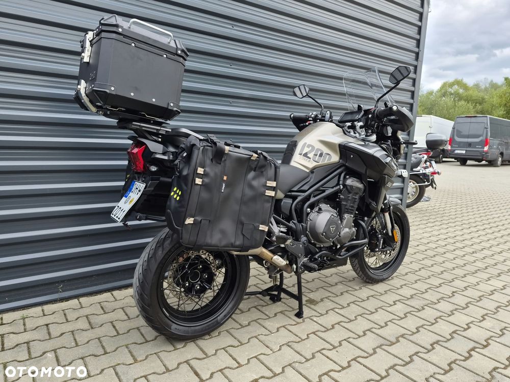 Triumph Tiger - 5