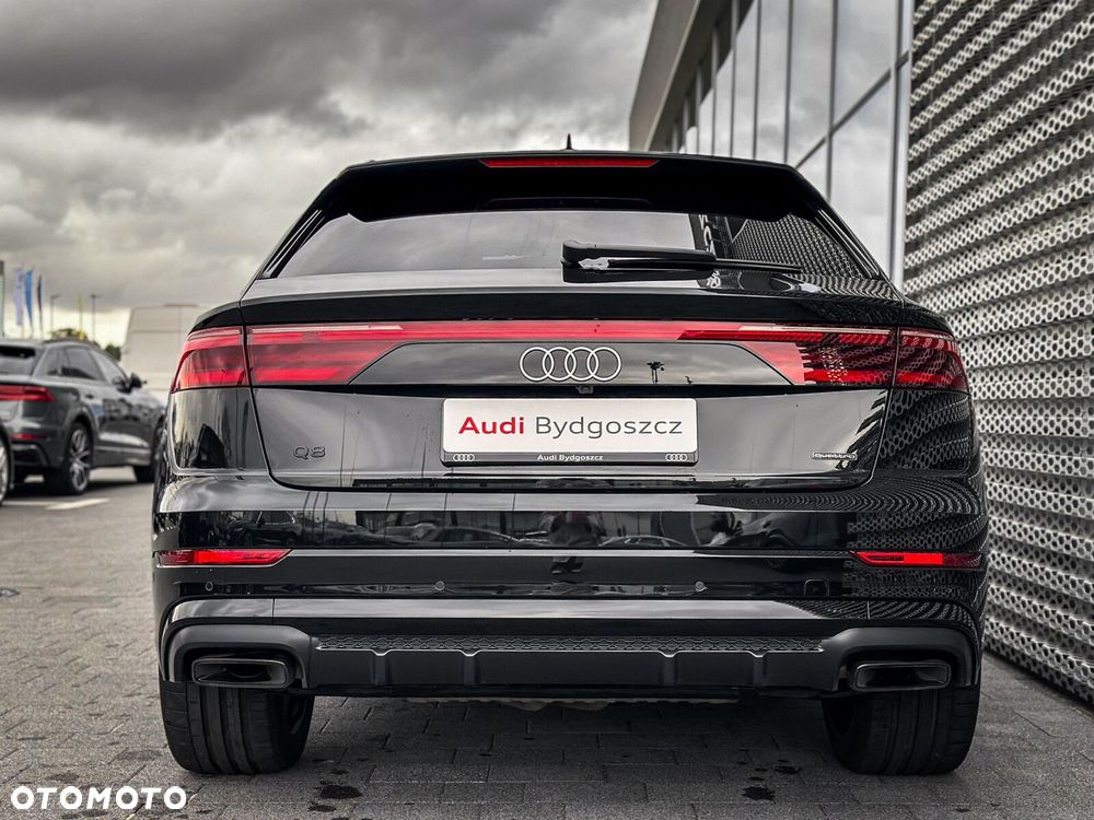Audi Q8 - 6